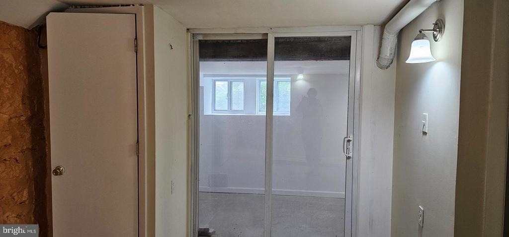 4031 Greenmount Avenue - Photo 12