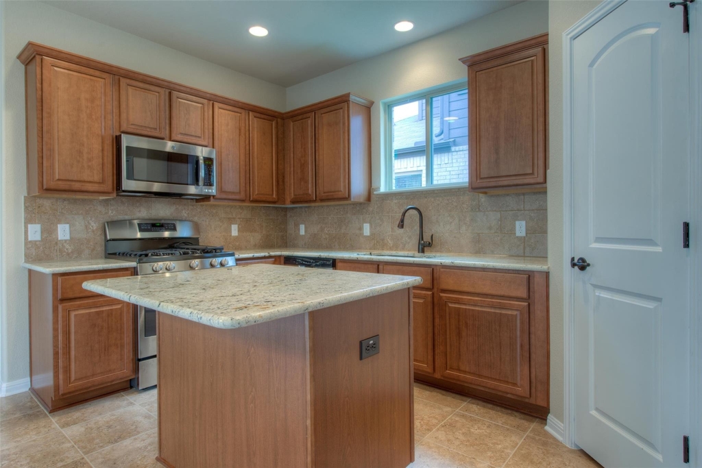 3451 Mayfield Ranch Blvd - Photo 9