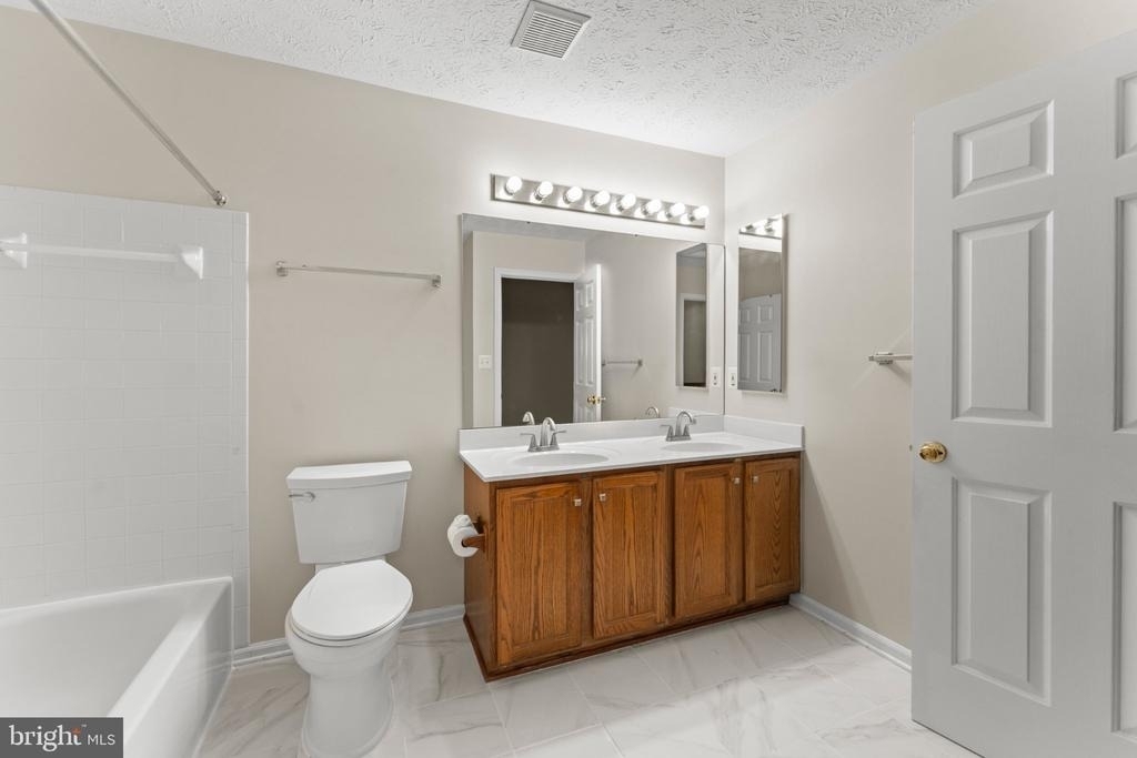 144 Foxchase Drive - Photo 24
