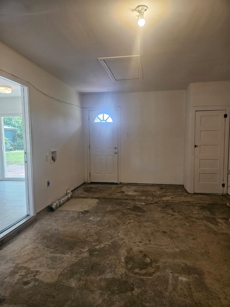 1401 Trinity St - Photo 26