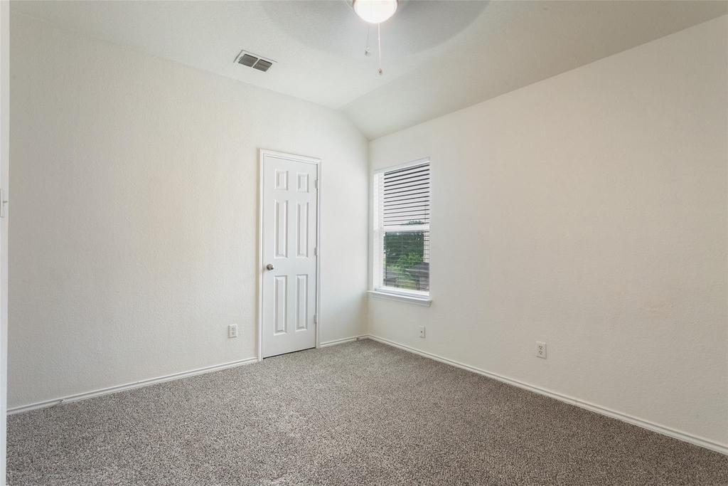 5708 Mahogany Bay - Photo 21
