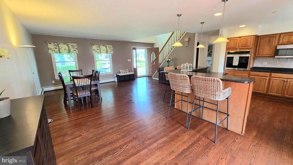 8418 Geneva Road - Photo 9