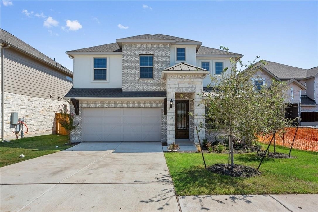 613 Silent Creek Cv - Photo 0