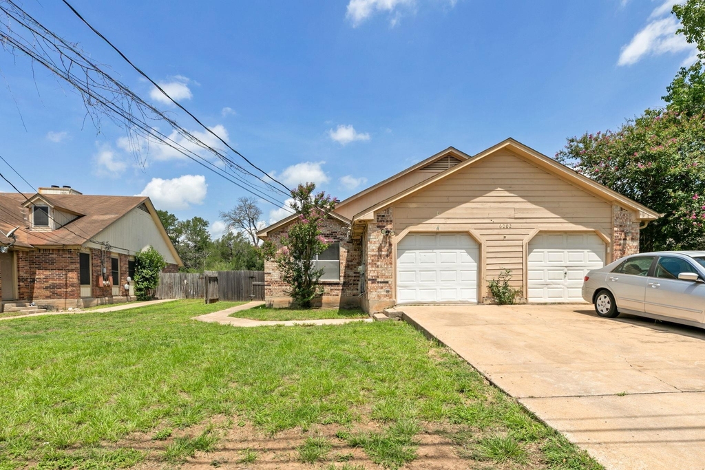 6002 Parkwood Dr - Photo 1