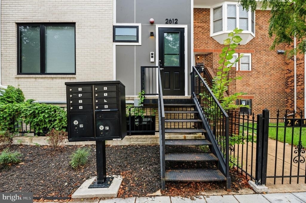 2612 University Place Nw - Photo 1
