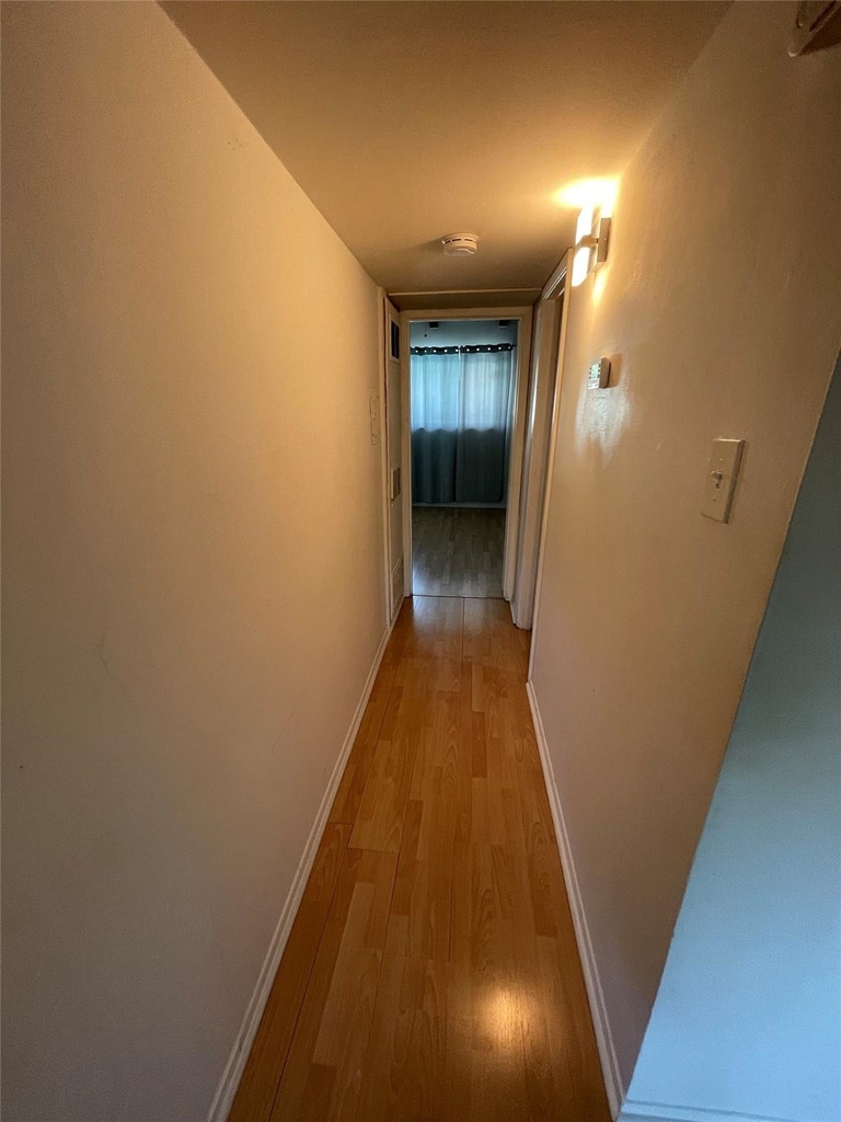 2404 Longview St - Photo 4
