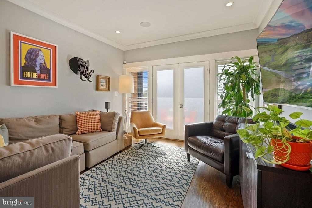 509 Franklin Street Ne - Photo 0
