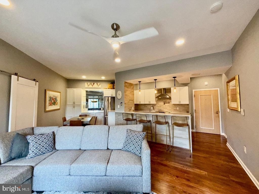 2111 Wisconsin Avenue Nw - Photo 3