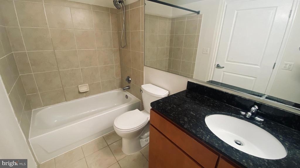 915 Nw E Street Nw - Photo 22