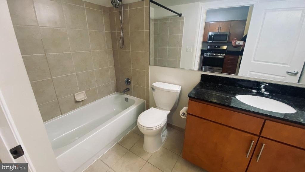 915 Nw E Street Nw - Photo 20