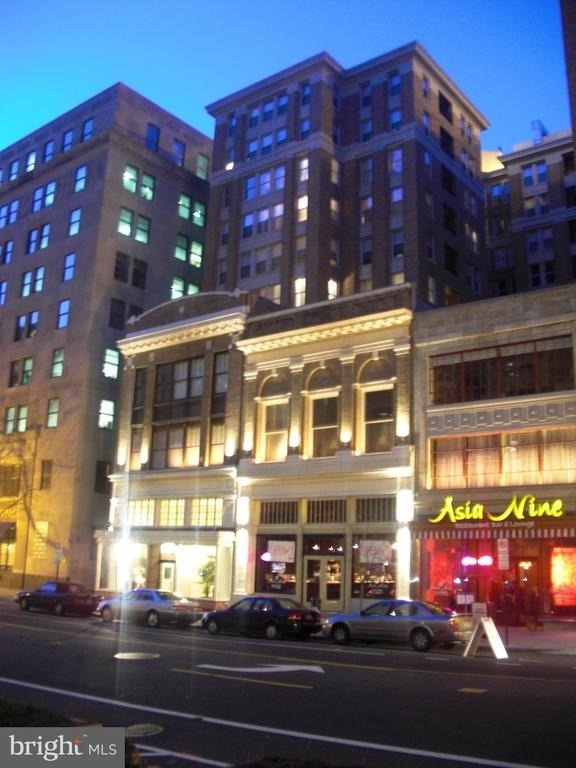 915 Nw E Street Nw - Photo 1