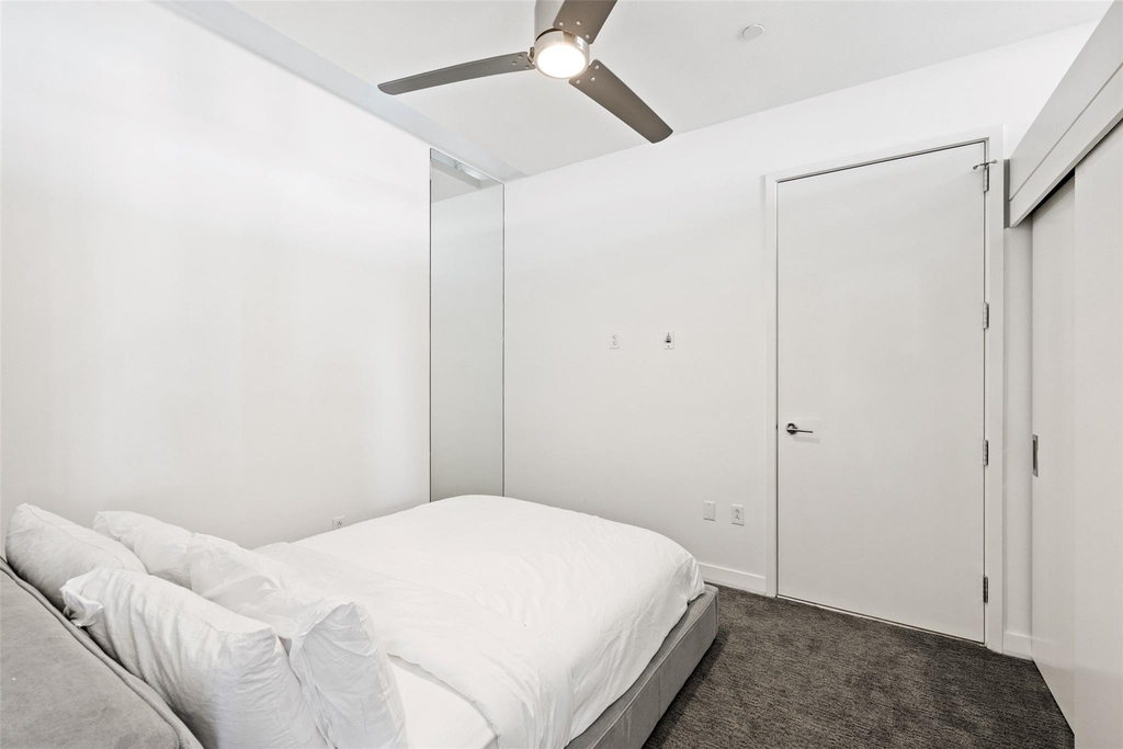 210 Lavaca St - Photo 25