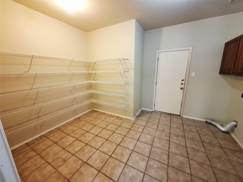 407 W South St - Photo 13