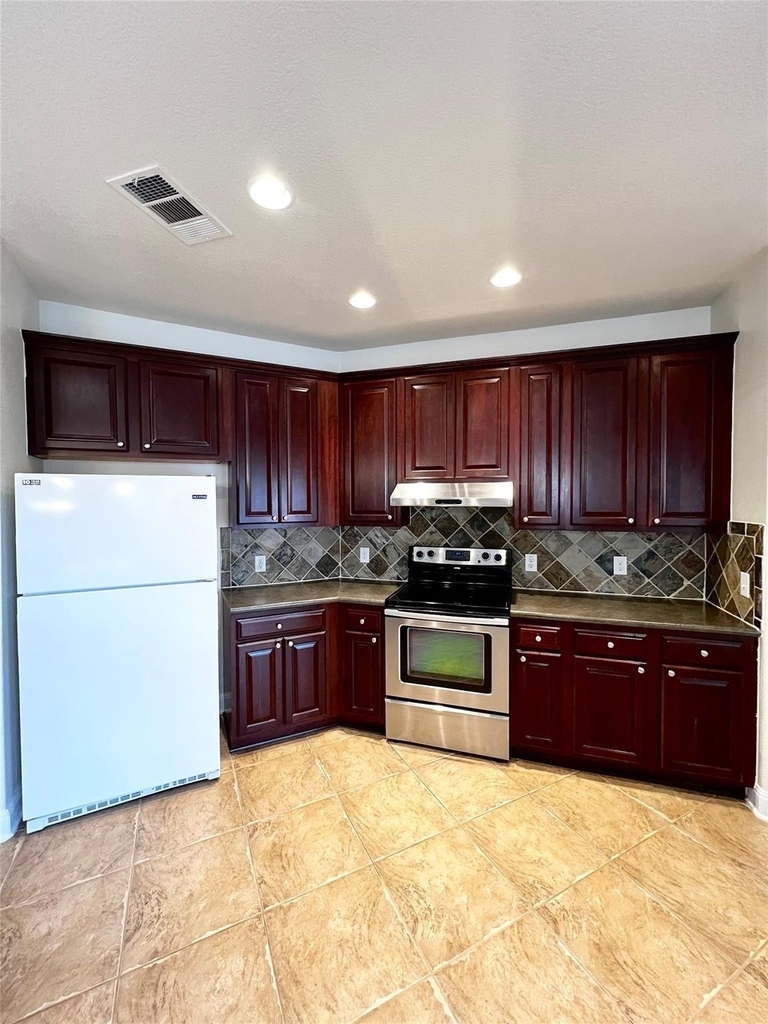2009 Woodway Dr - Photo 4