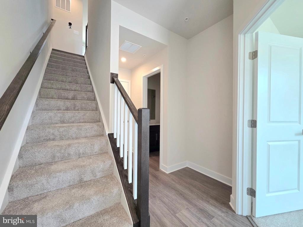 2644 Naylor Road Se - Photo 4
