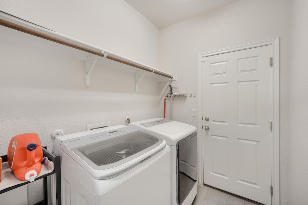 12112 Arran St - Photo 15