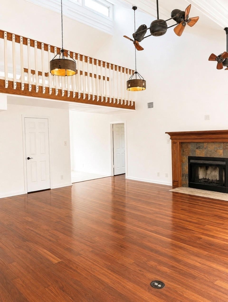 302 Meadow Creek Dr - Photo 8
