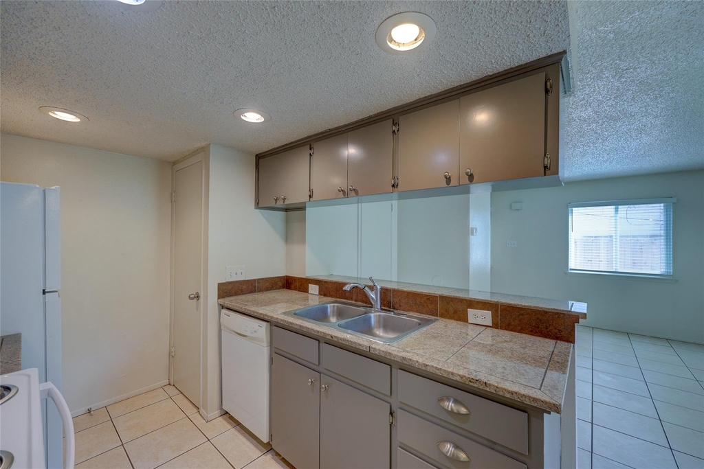 3458 Willowrun Dr - Photo 14