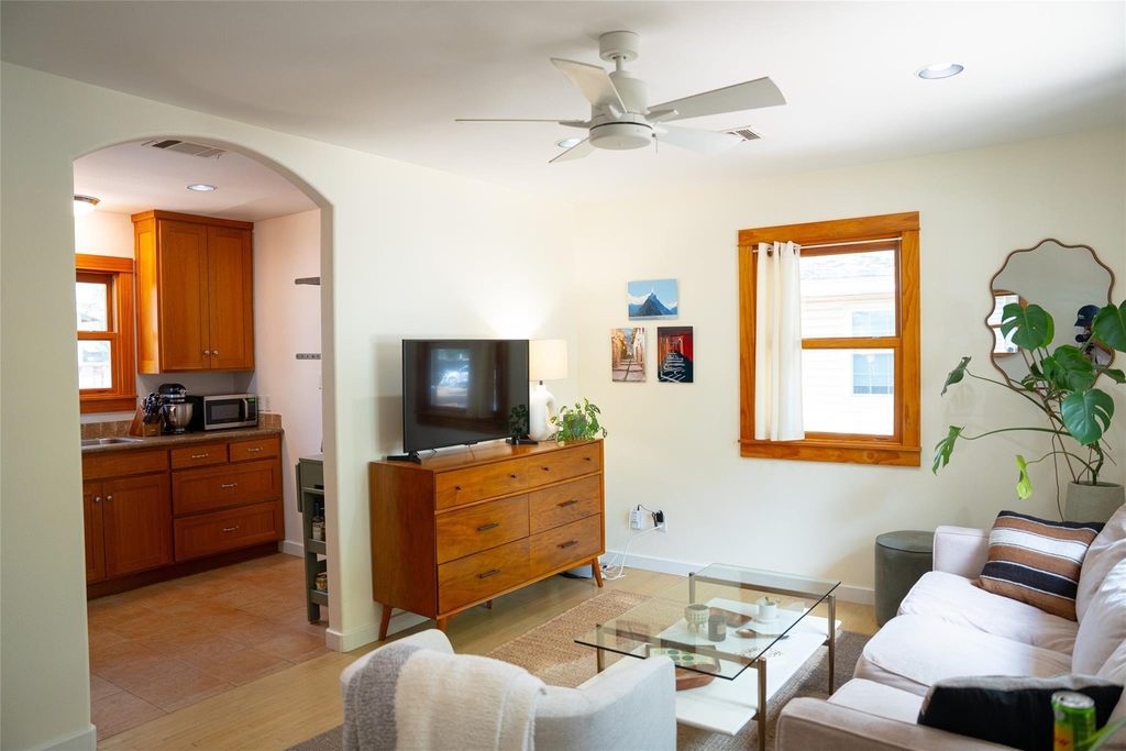 5510 Avenue G - Photo 14