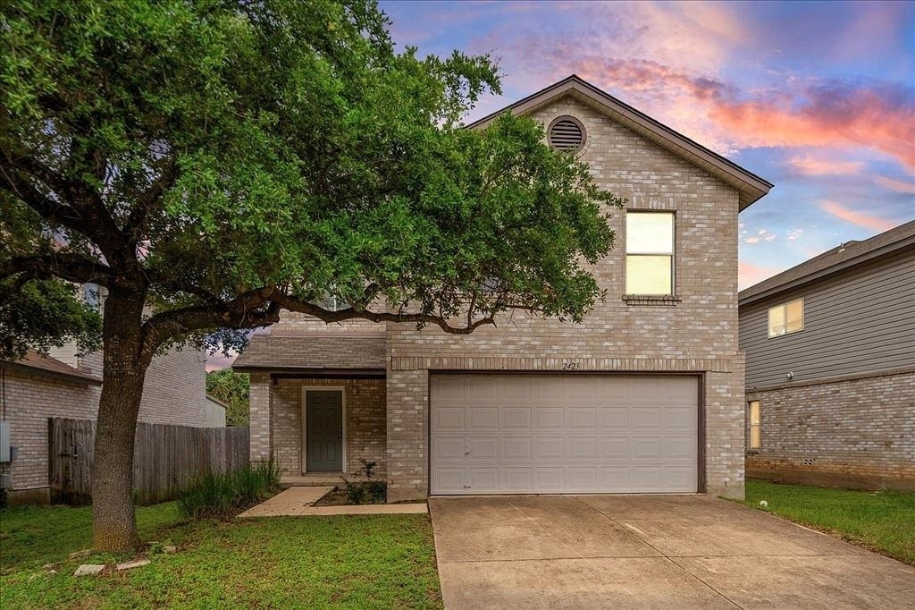 2423 Byfield Dr - Photo 1