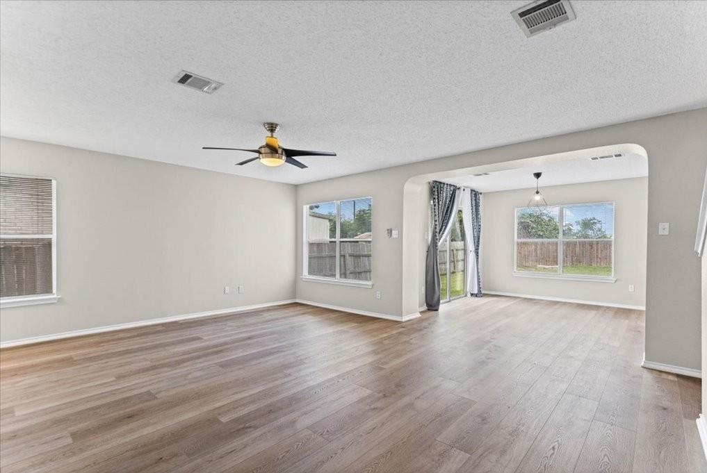 2423 Byfield Dr - Photo 6