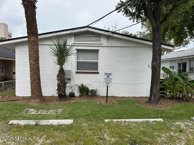 911 Phillips Street - Photo 2