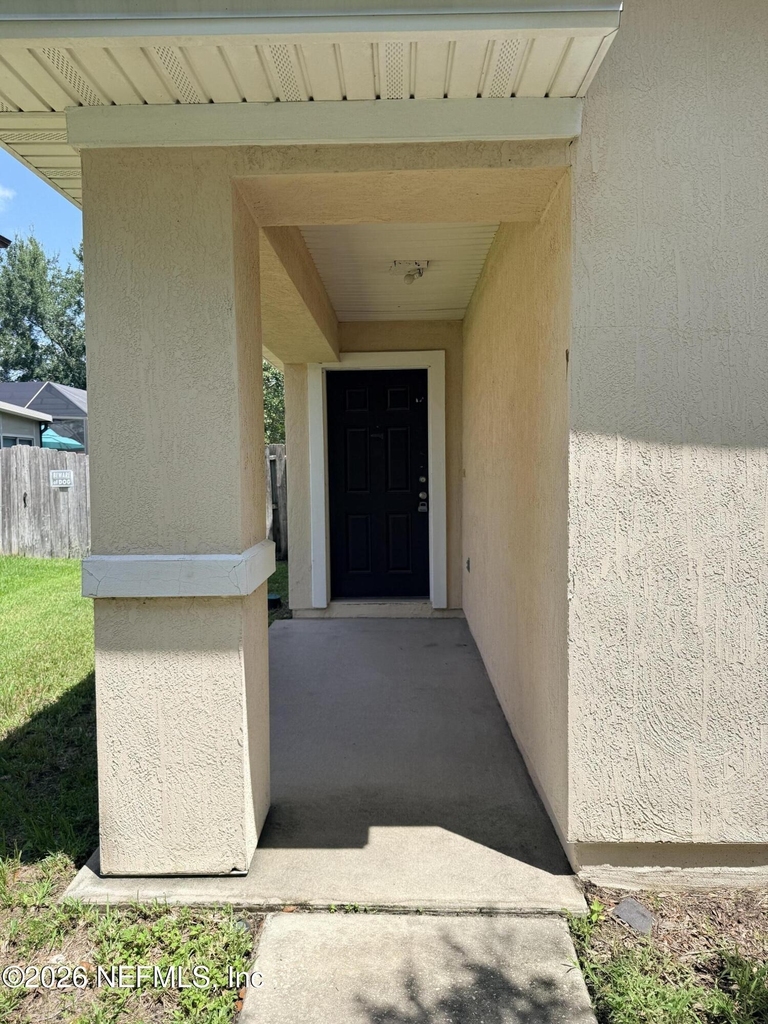 1432 Heather Court - Photo 1