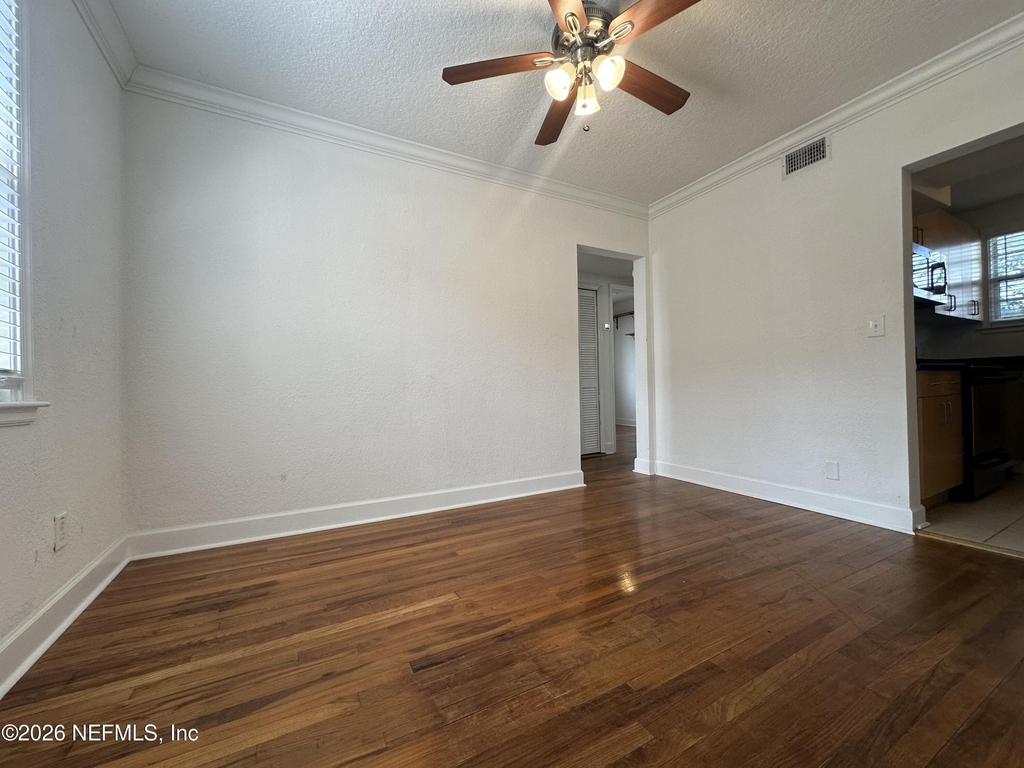 319 1st Avenue - Photo 11
