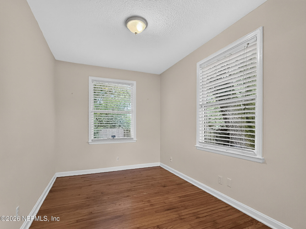 2618 Ernest Street - Photo 10