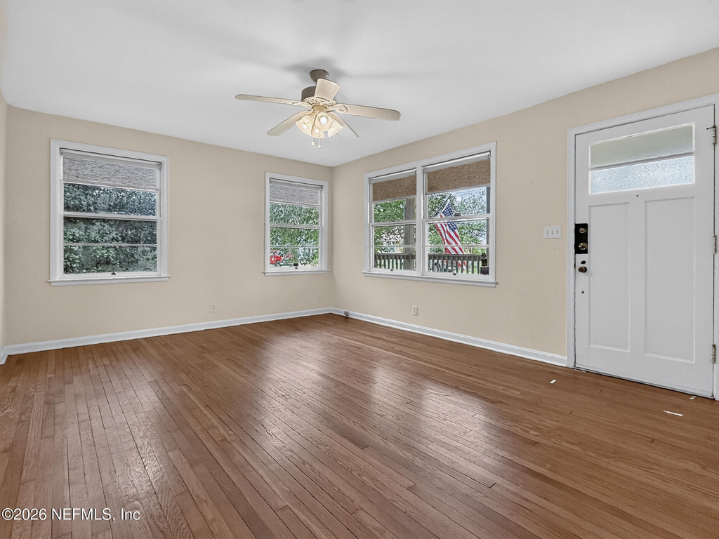 2618 Ernest Street - Photo 6