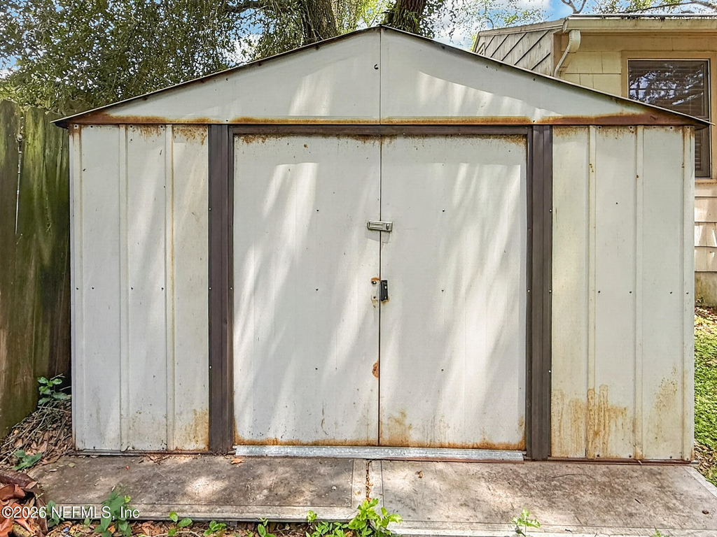 2618 Ernest Street - Photo 29