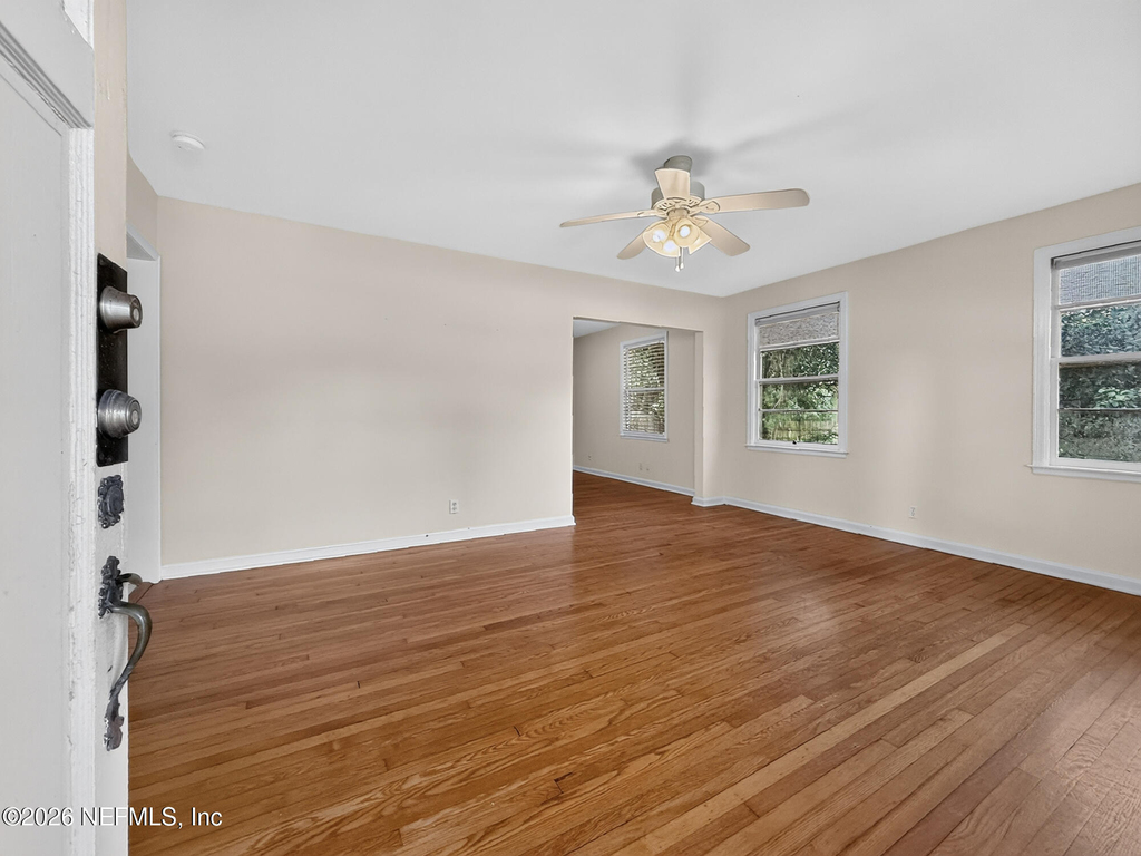 2618 Ernest Street - Photo 4