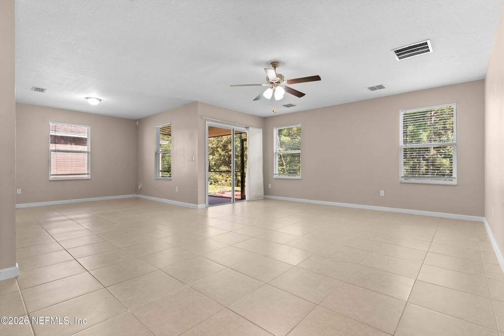 8704 Lake George Circle W - Photo 5