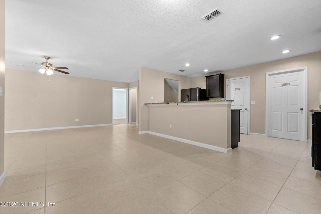 8704 Lake George Circle W - Photo 8