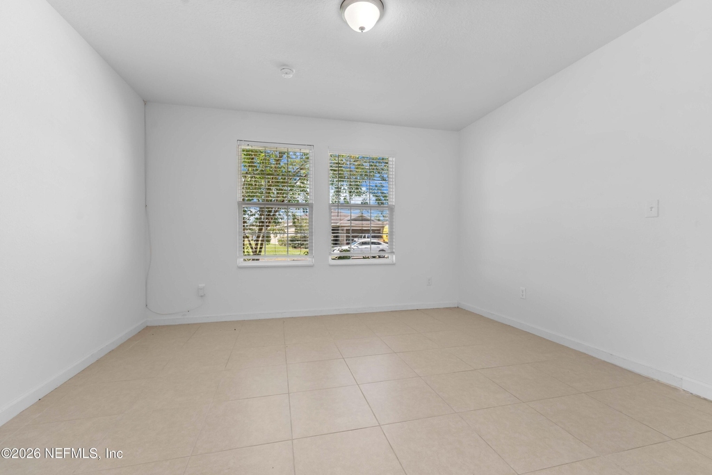 8704 Lake George Circle W - Photo 15