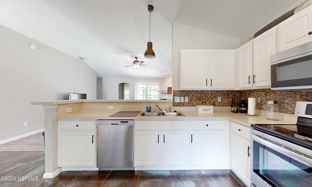 9093 Fallsmill Drive - Photo 3