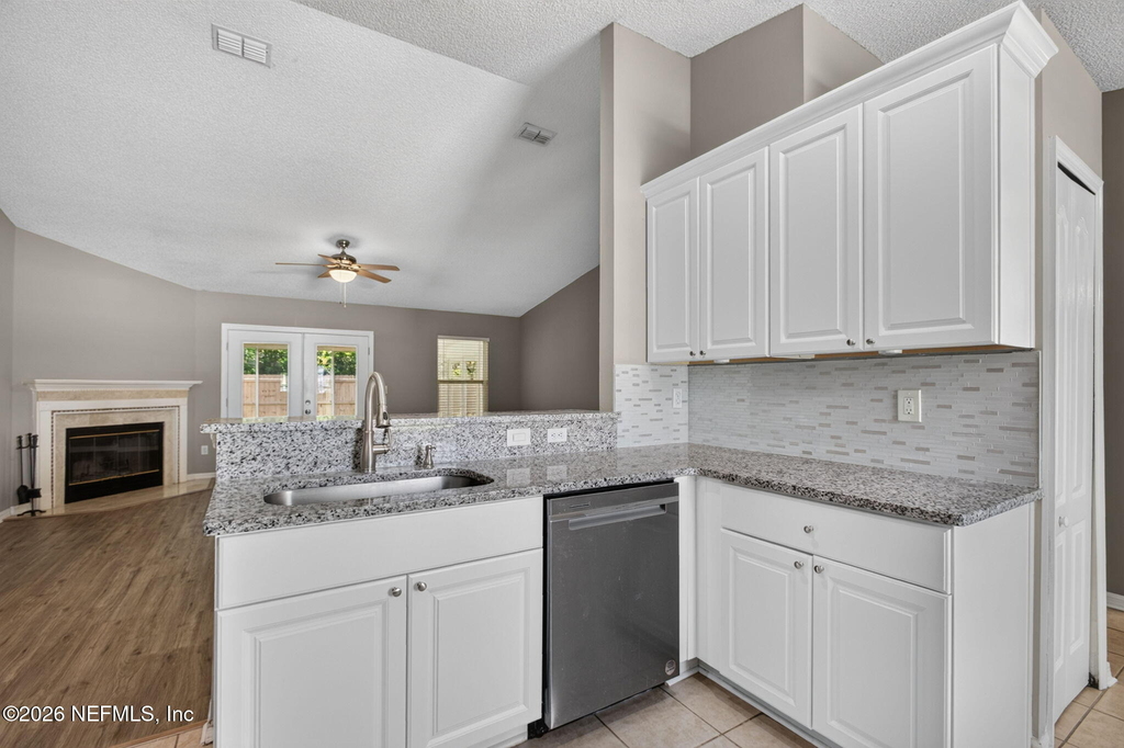 3183 Wavering Lane - Photo 9