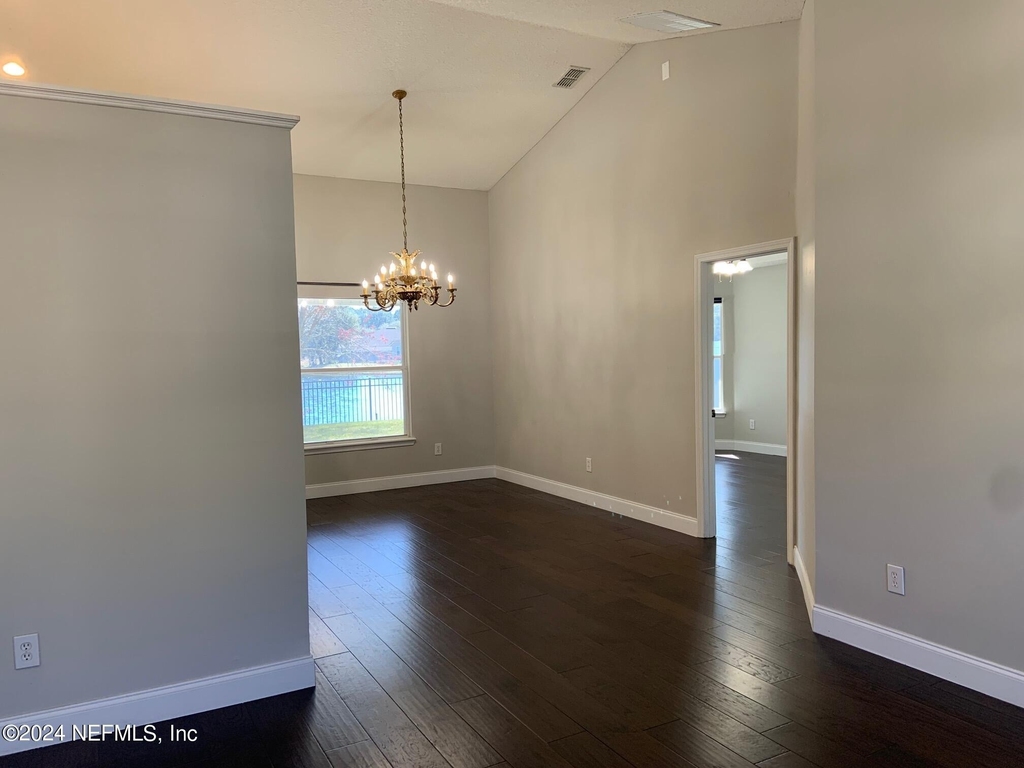 9226 Hawks Run Lane - Photo 6