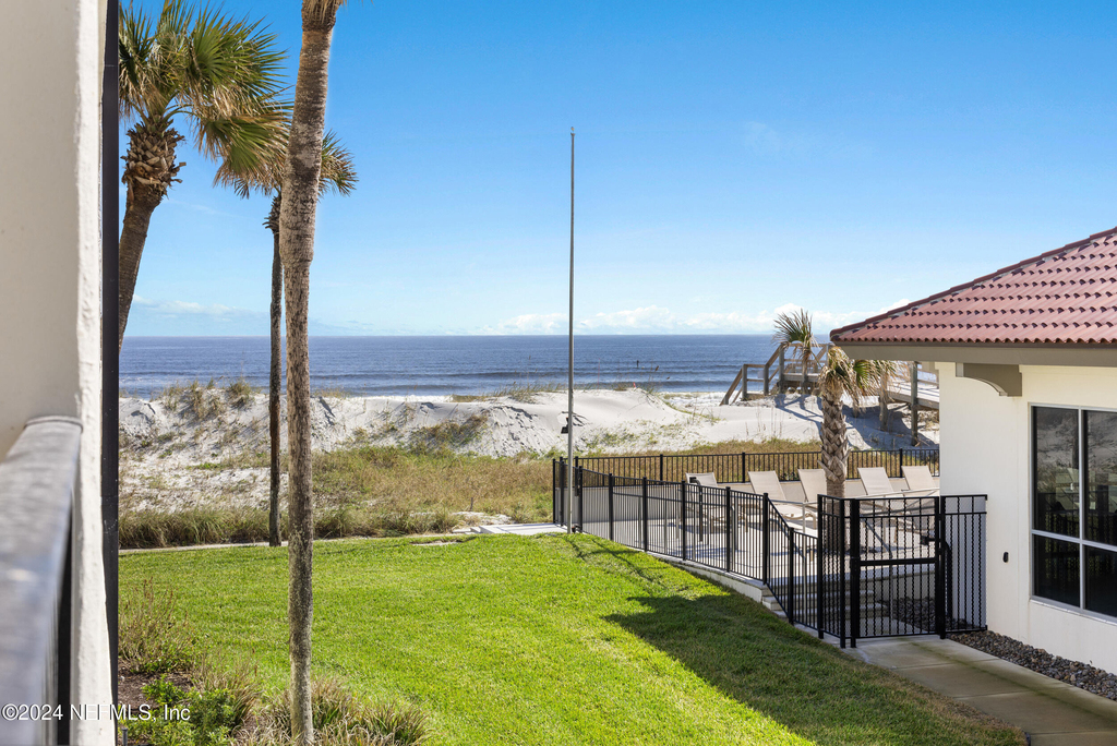 2313 Costa Verde Boulevard - Photo 1