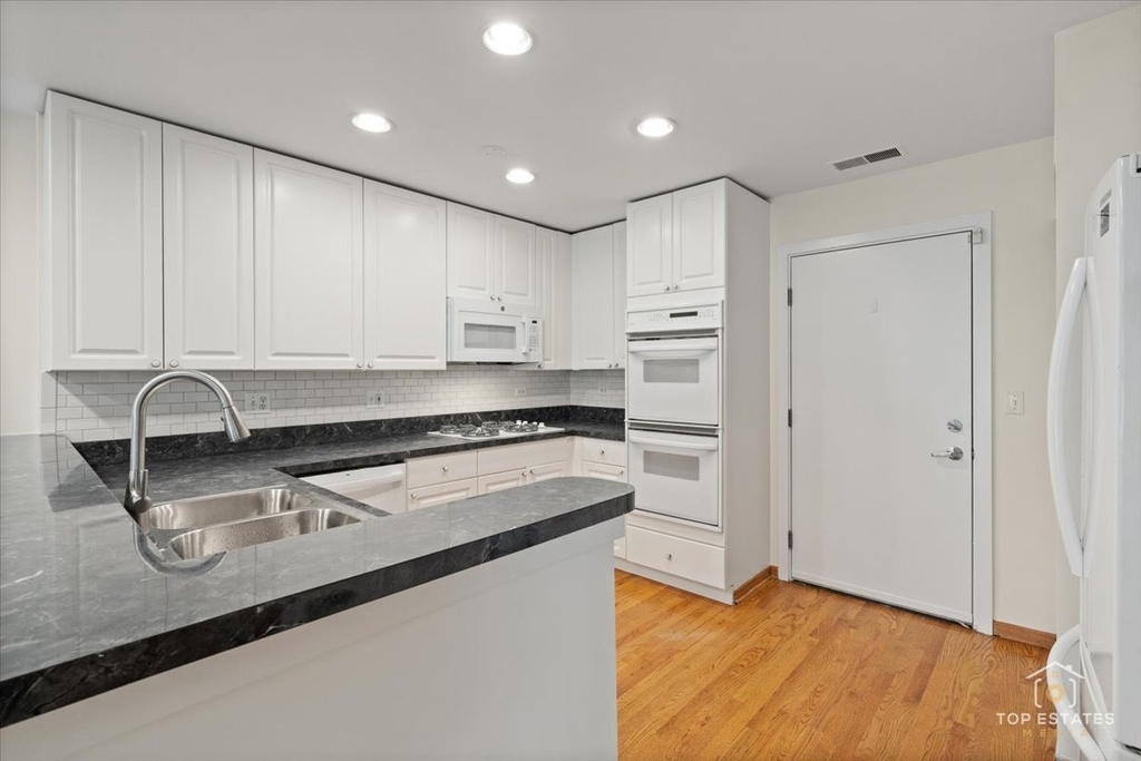 1812 S Dearborn Street - Photo 7