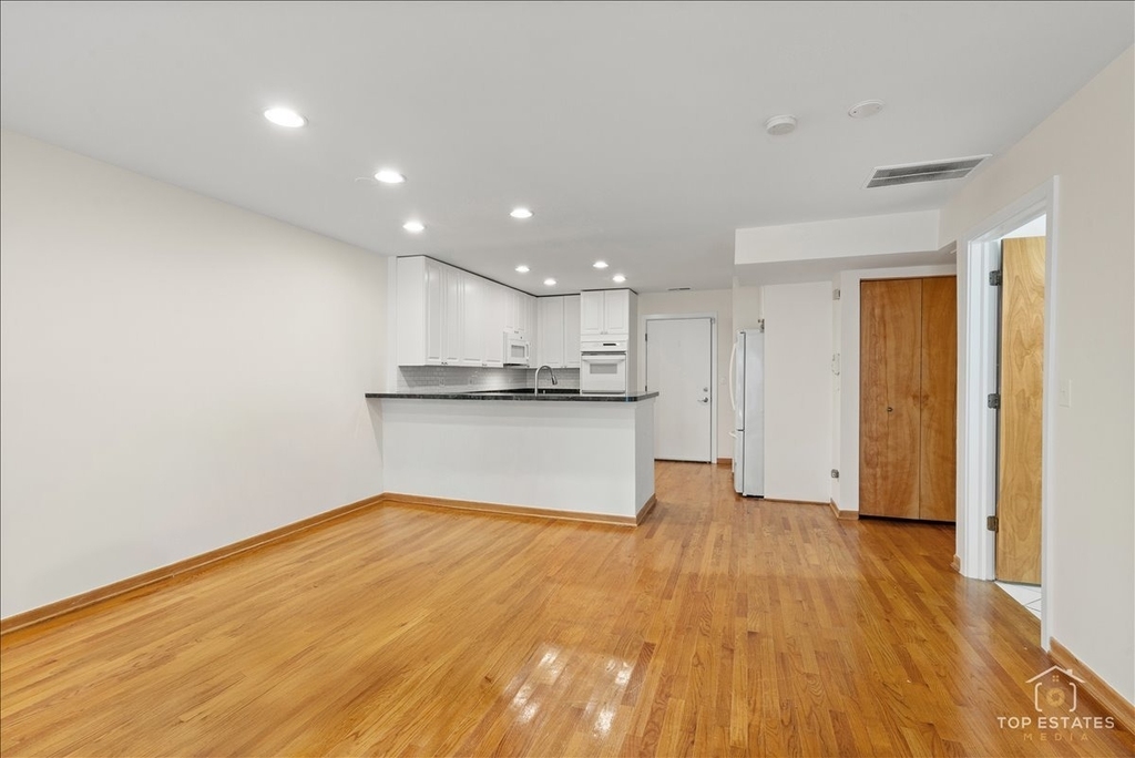 1812 S Dearborn Street - Photo 5