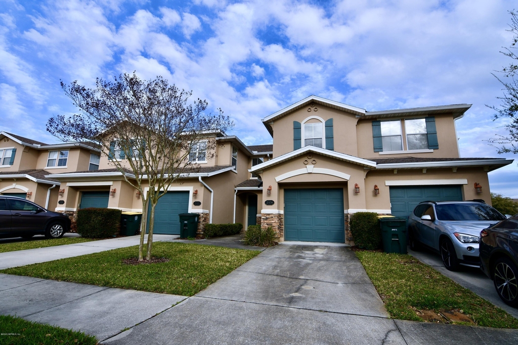 2379 Sunset Bluff Drive - Photo 0