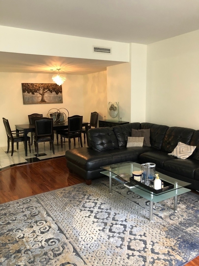 680 N Lake Shore Drive - Photo 4