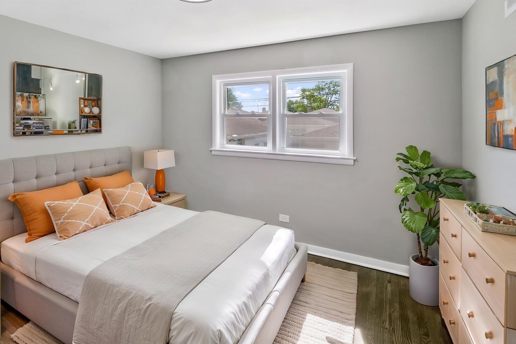 7704 Mcvicker Avenue - Photo 10