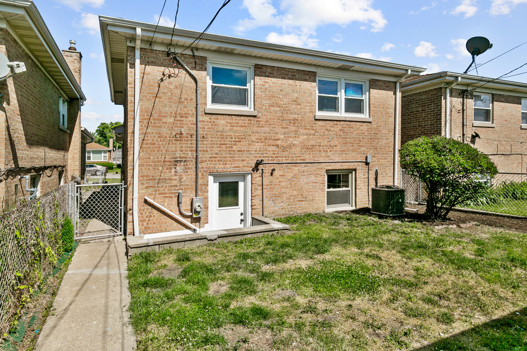 7704 Mcvicker Avenue - Photo 20