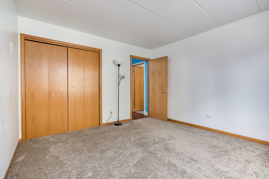 9529 Minnick Avenue - Photo 16