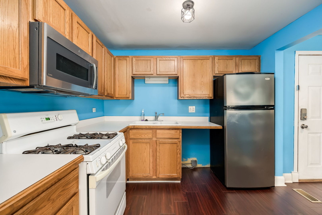 9529 Minnick Avenue - Photo 3