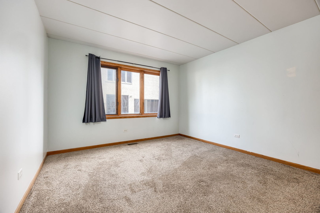9529 Minnick Avenue - Photo 15