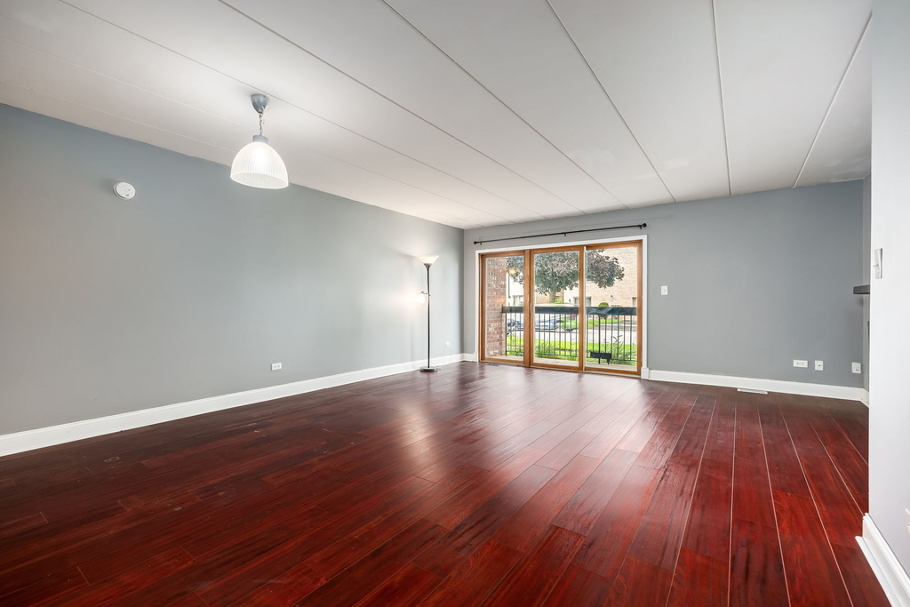 9529 Minnick Avenue - Photo 8