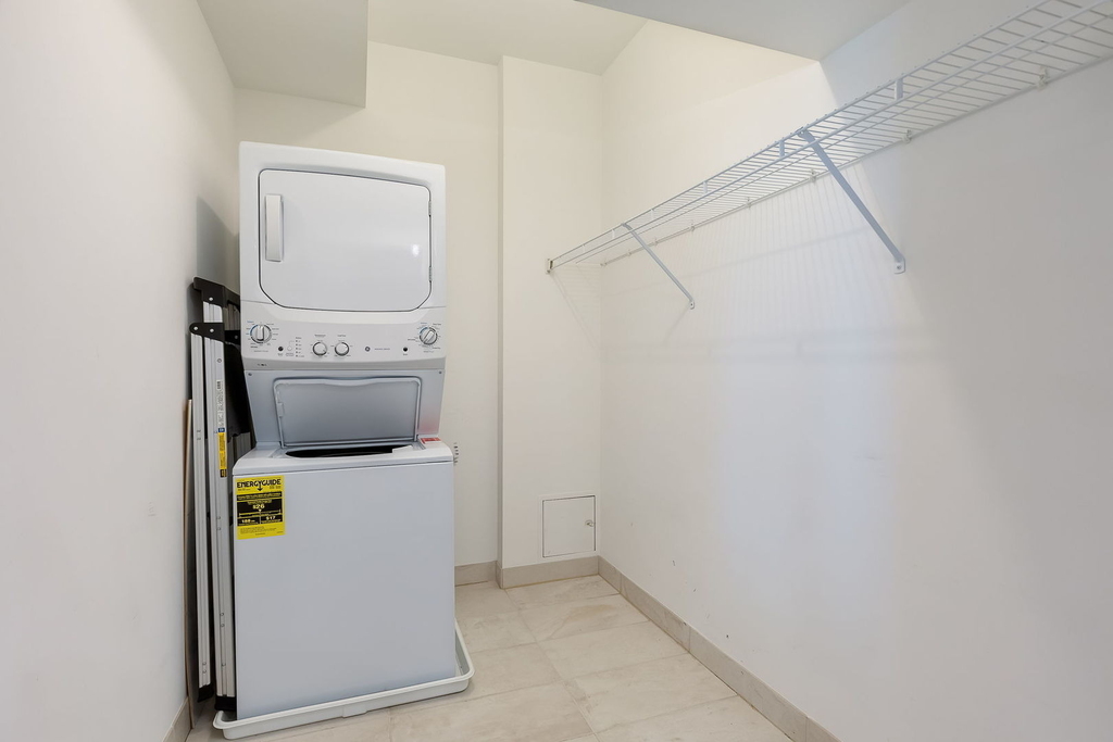 565 W Quincy Street - Photo 15